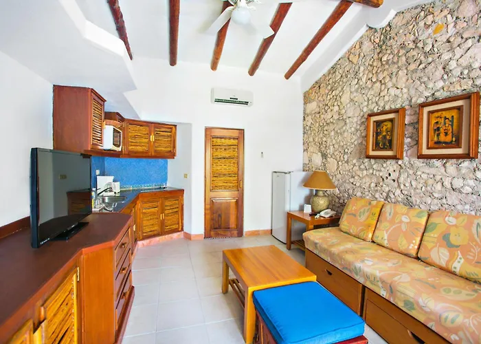 Casa Del Mar & Dive With Free Access To An Exclusive Club Hotel 4*