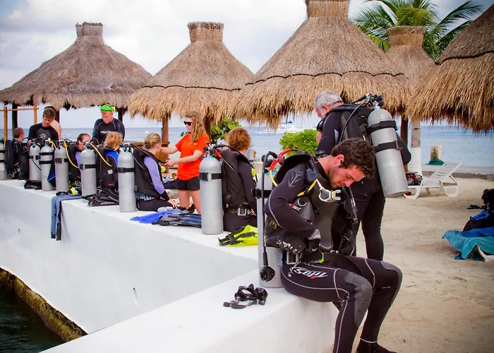 Casa Del Mar & Dive With Free Access To An Exclusive Club Hotel