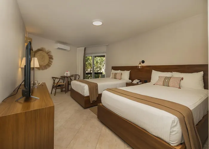Casa Del Mar & Dive With Free Access To An Exclusive Club Hotel 4*