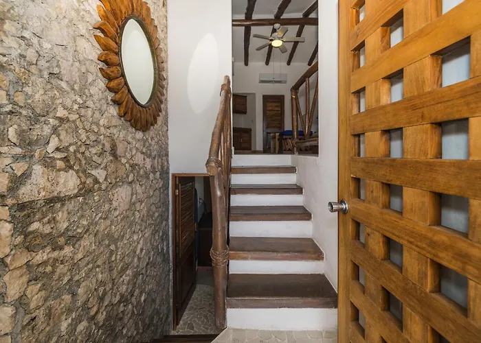 Hotel Casa Del Mar & Dive With Free Access To An Exclusive Club