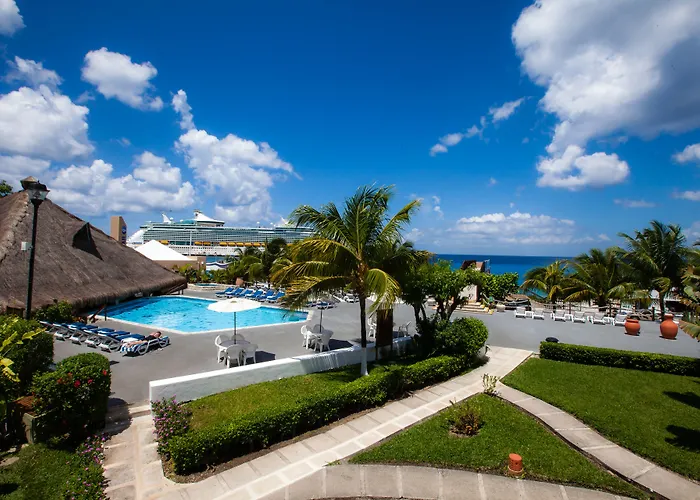 Casa Del Mar & Dive With Free Access To An Exclusive Club Hotel
