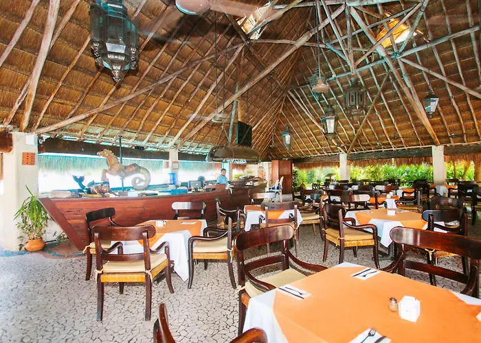 Hotel Casa Del Mar & Dive With Free Access To An Exclusive Club Cozumel