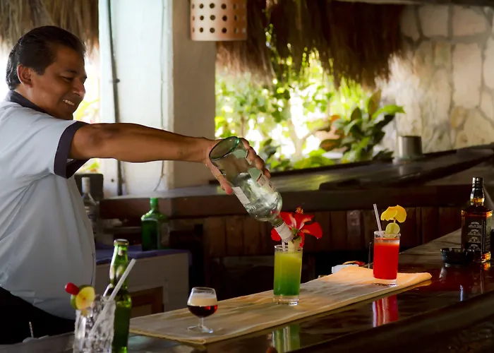 Hotel Casa Del Mar & Dive With Free Access To An Exclusive Club Cozumel