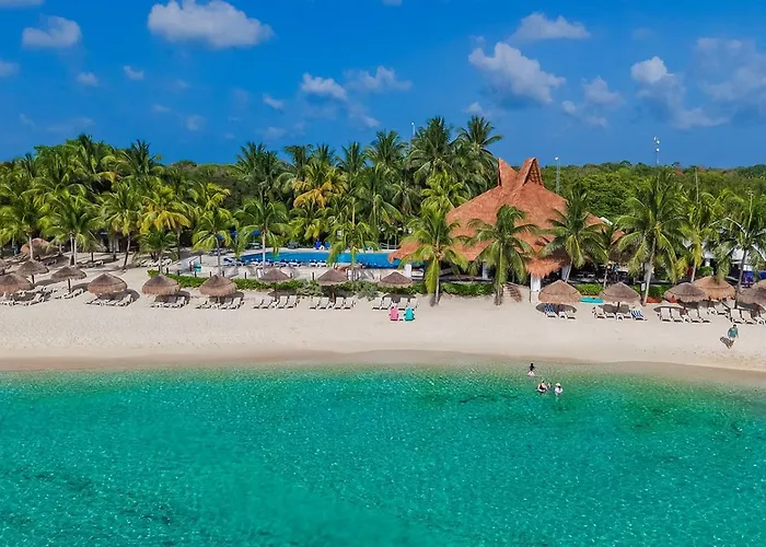 Hotel Casa Del Mar & Dive With Free Access To An Exclusive Club