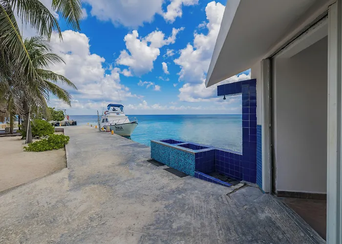 Casa Del Mar & Dive With Free Access To An Exclusive Club Hotel 4*